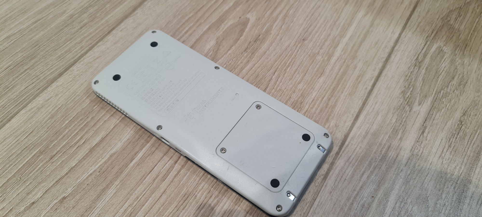 Kalkulator Texas Instruments Ti-84 Plus CE-T naukowy graficzny