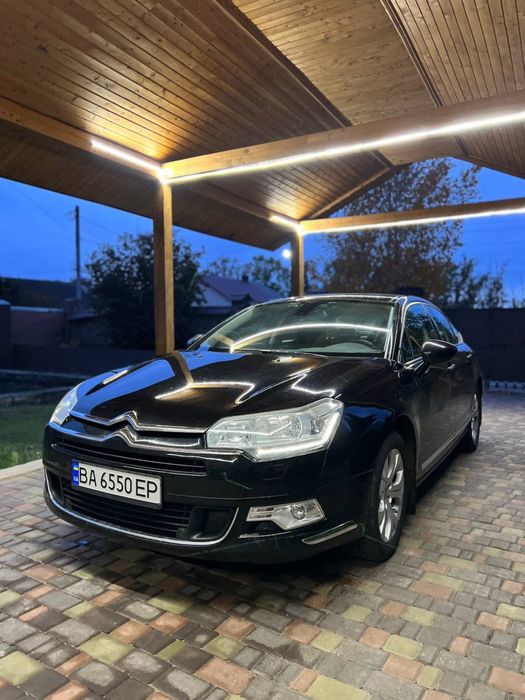 Citroen C5.