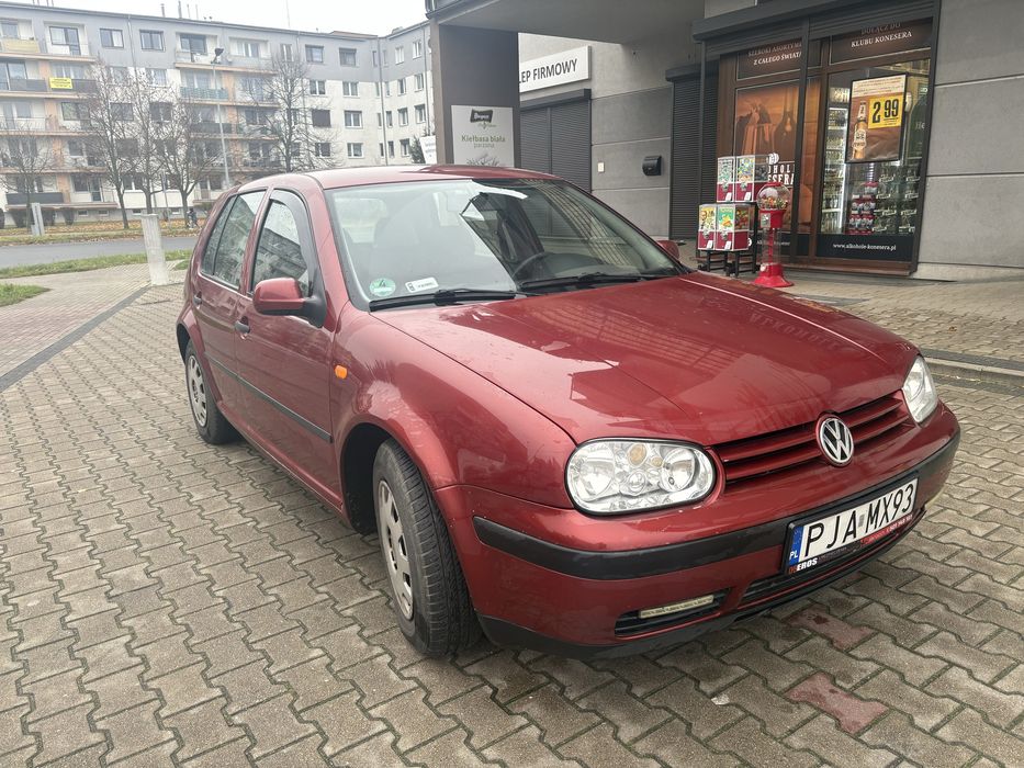 Golf 4 1.6gaz klima 2kpl koł hak