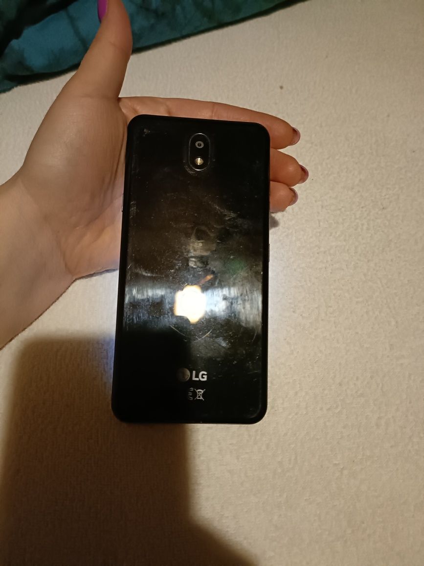 Telefon komórkowy LG K30