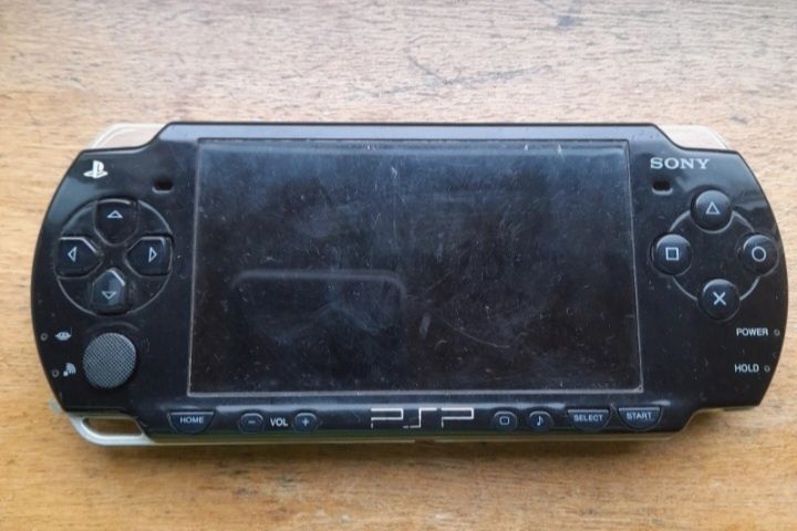 Ps3 SuperSlim + PSP portable com pes2014