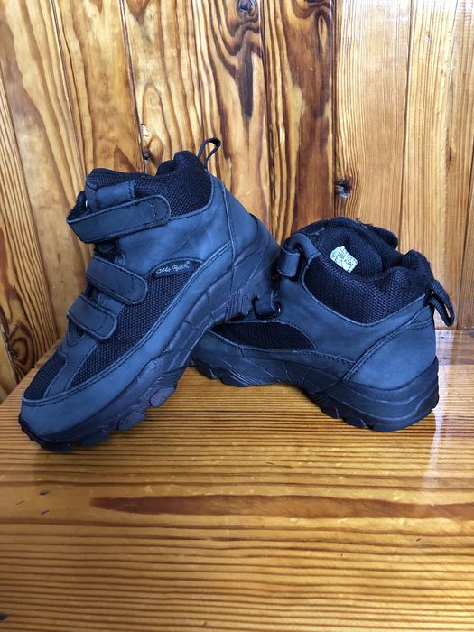 Зимние, демисезонные  ботинки на мальчика 29 р 20 см