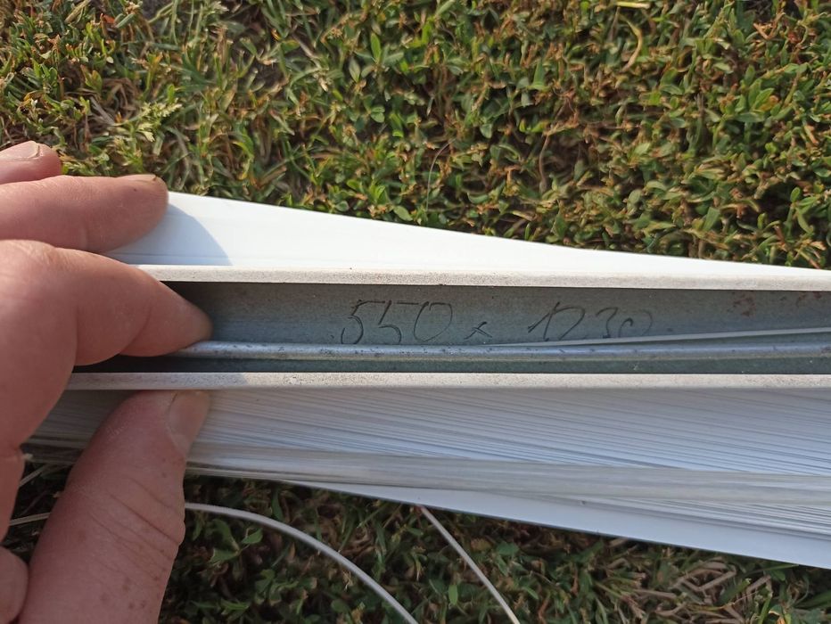 Жалюзі двоє різних