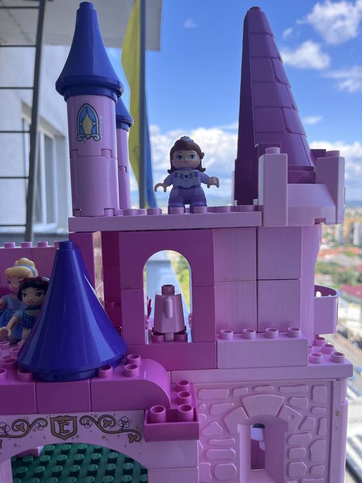 Рожевий замок принцес Lego duplo