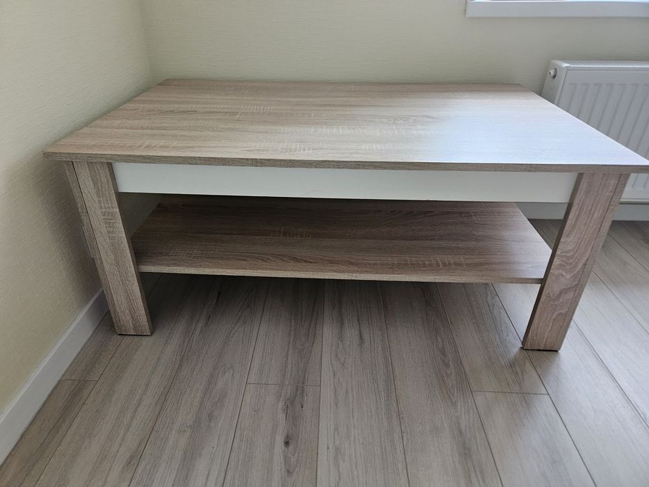 Журнальний столик