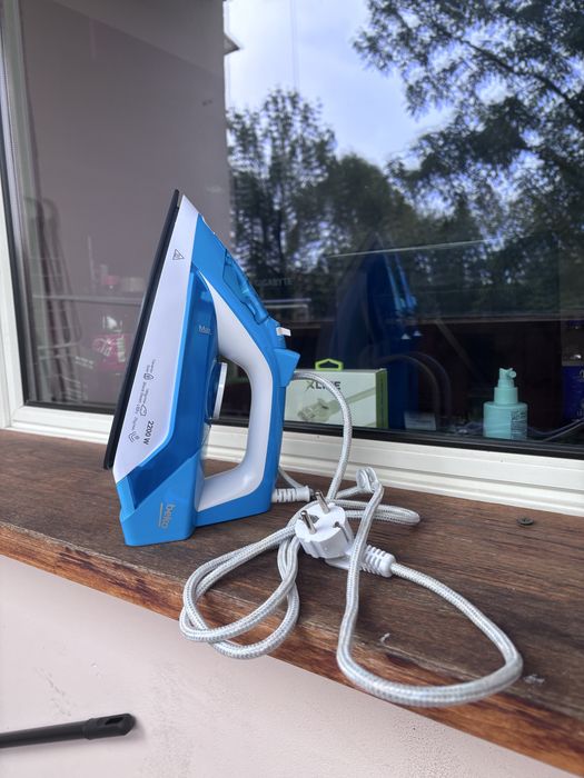 Żelazko Beko SIM3122T Ceramic 140g/min