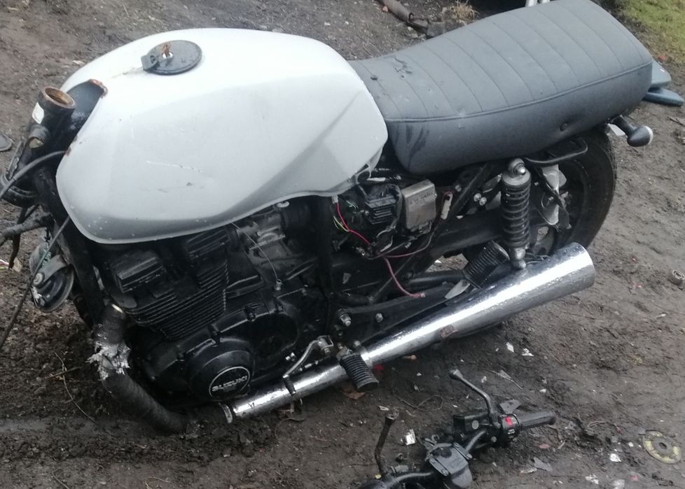 Suzuki gsx gs 400 450 czesci silnik modul