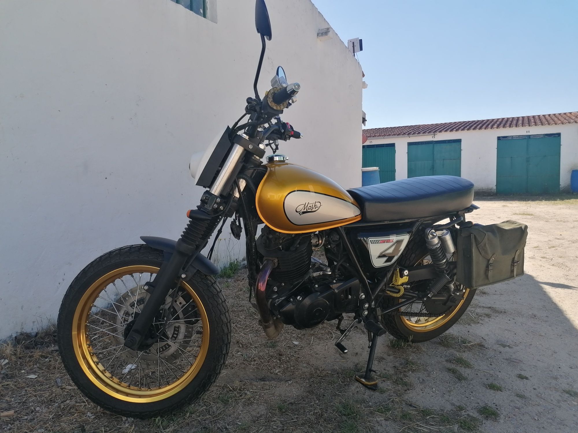Mash Dirt Track 250cc