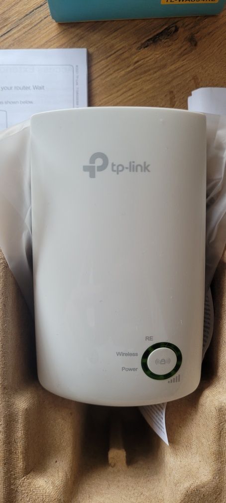 Wzmacniacz sygnału WiFi TP-Link TL-WA854RE (802.11b/g/n 300Mb/s) plug