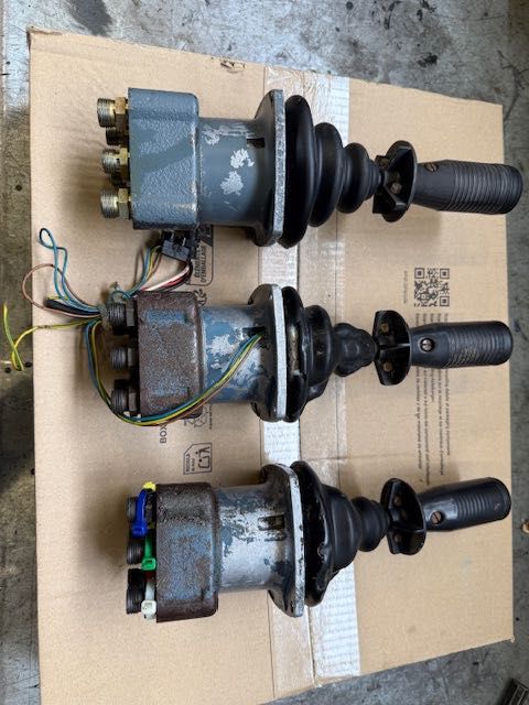 joystick używany do koparki atlas zeppelin fuchs