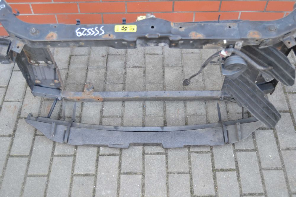 Pas przedni Nissan Qashqai 1.6 benzyna J10 pas nissan qashqai cały