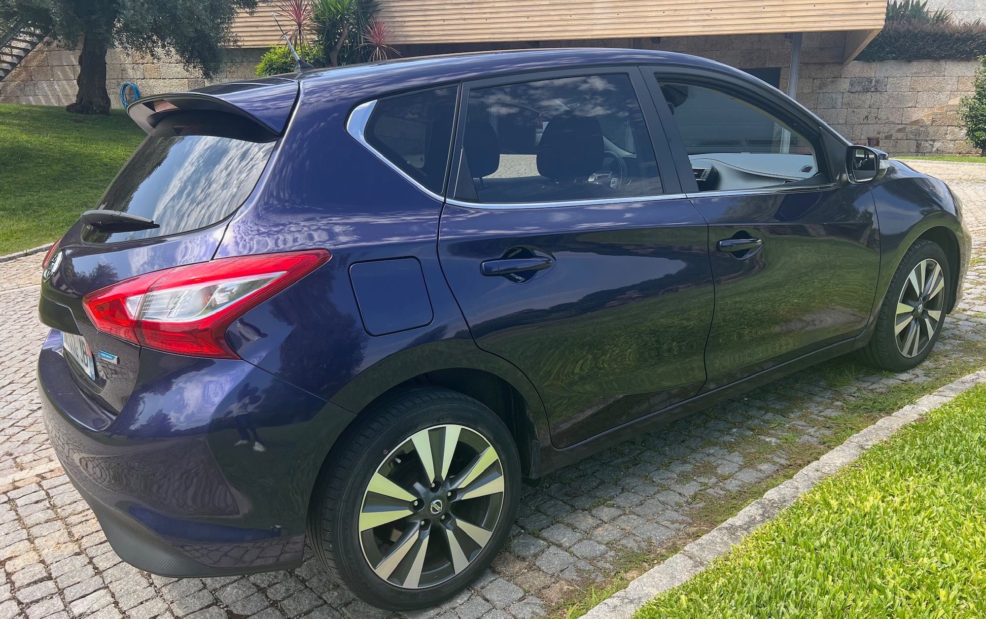 Nissan Pulsar 2015