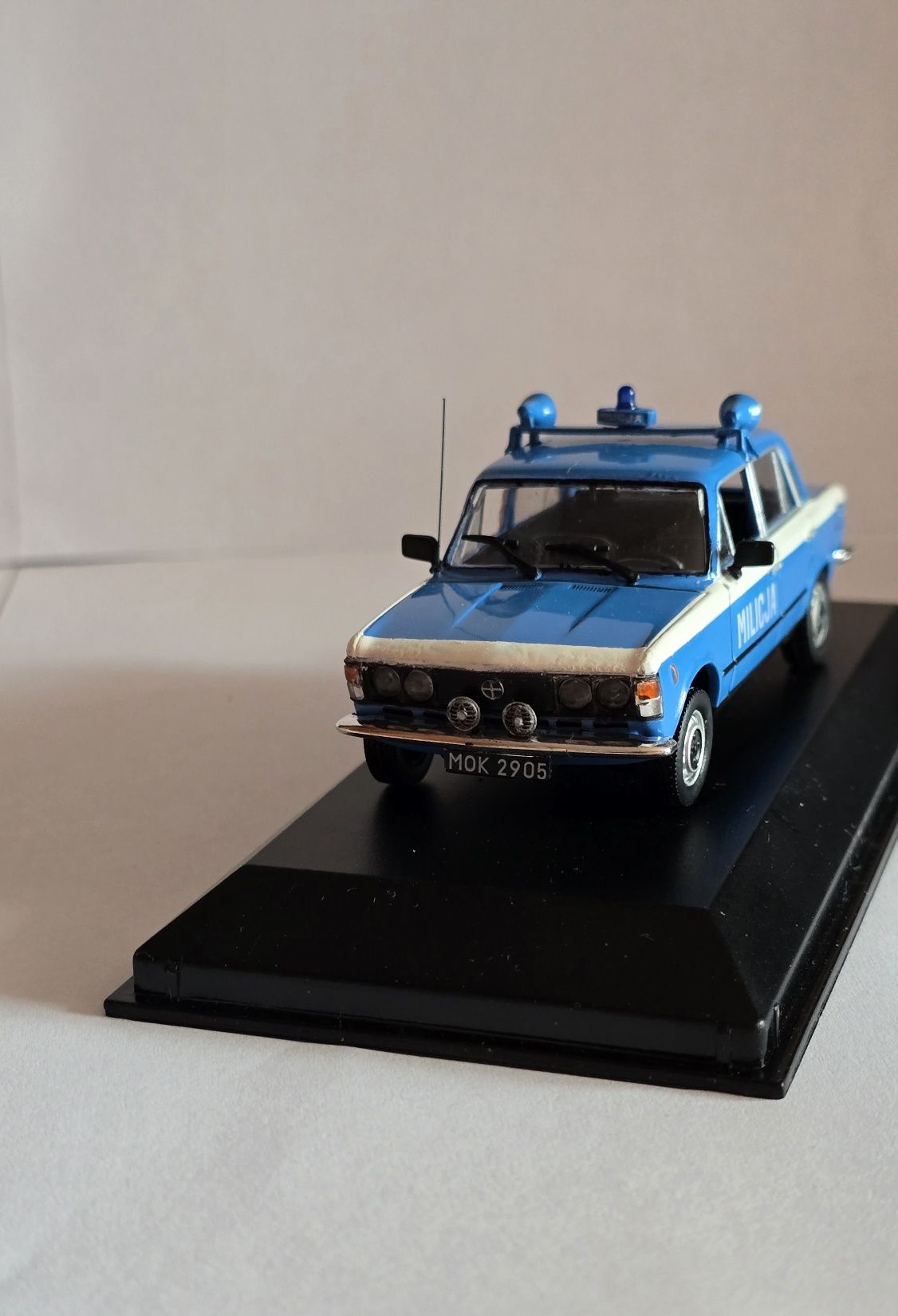 Sprzedam model Fiat 125p Milicja po konwersji
