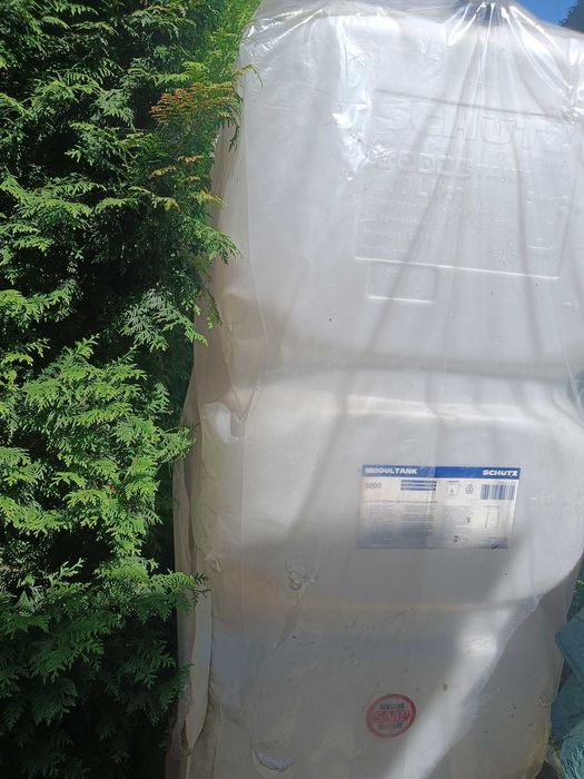 Olej opałowy SCHUTZ 1000 L zbiornik