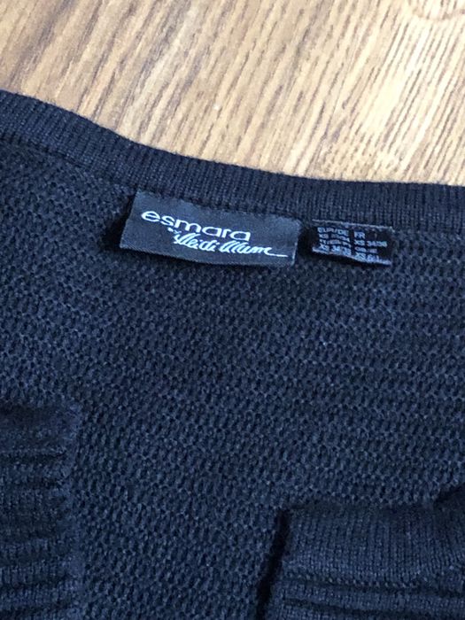 Czarny dłuższy sweter ESMARA w kolaboracji z Heidi klum