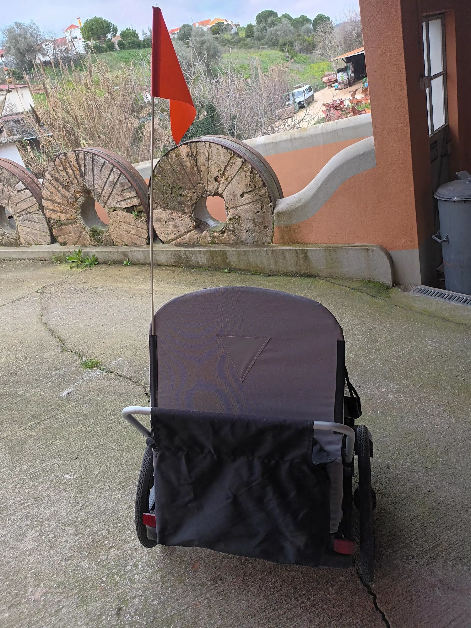 Atrelado para bilicleta para transporte de criança