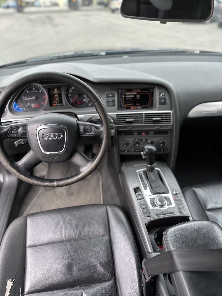 Audi A6C6 автомат Quattro 3л