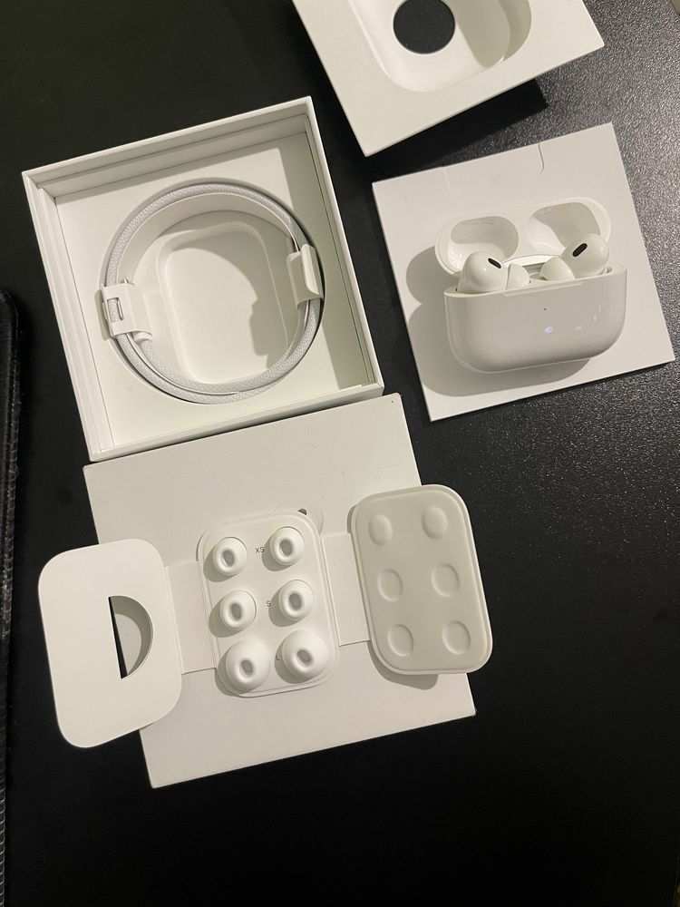 Apple airpods pro (2nd generation)