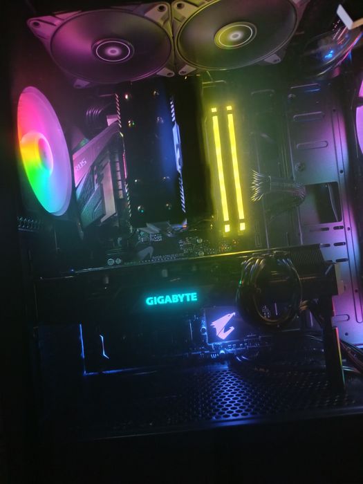 PC GAMING  | Ryzen 5 5600 | 5700 XT