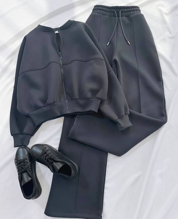 Жіночий спортивний костюм на флісе