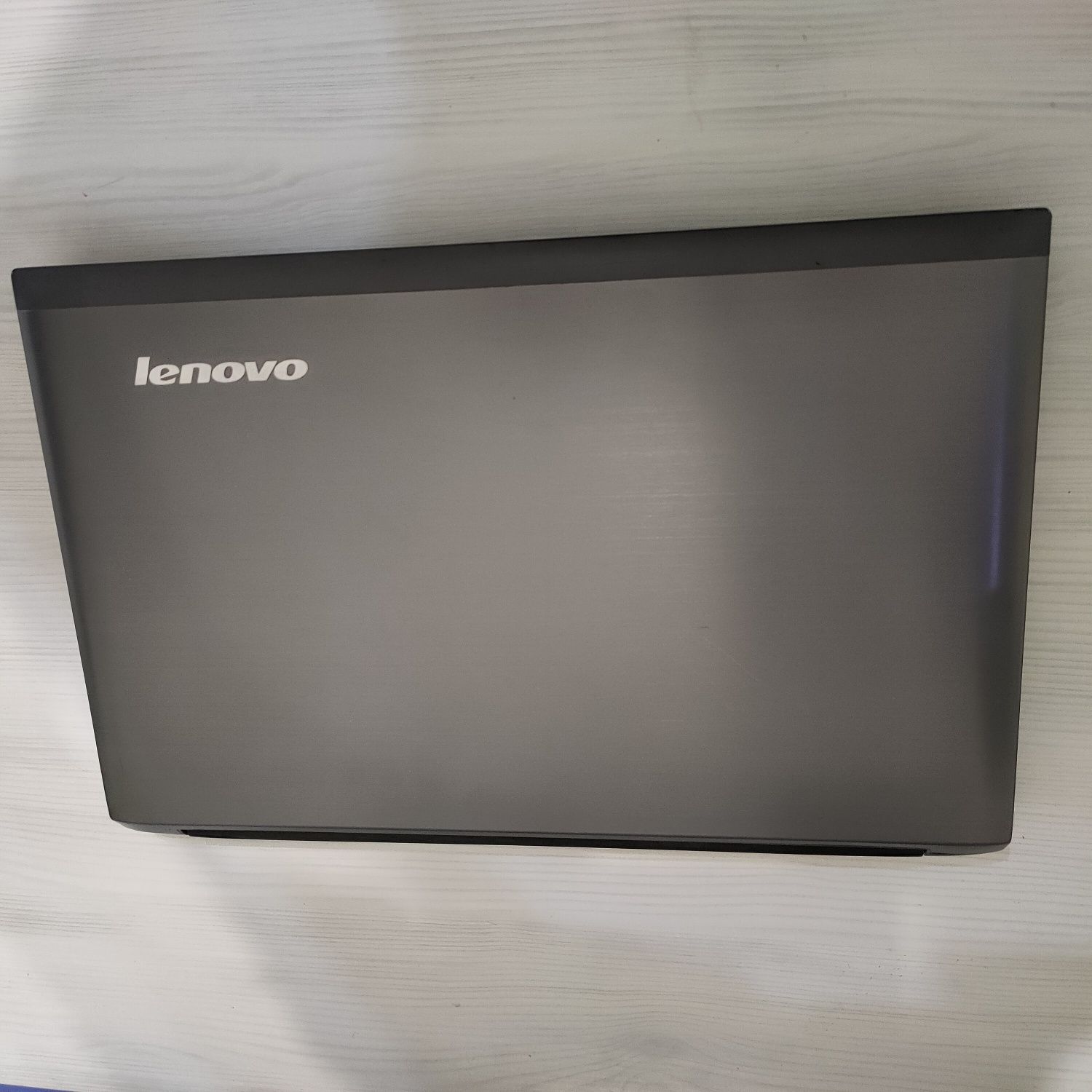 Ноутбук Lenovo V570 i5