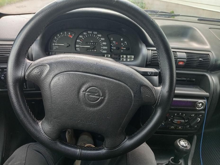 Опель Астра 16 97 рік