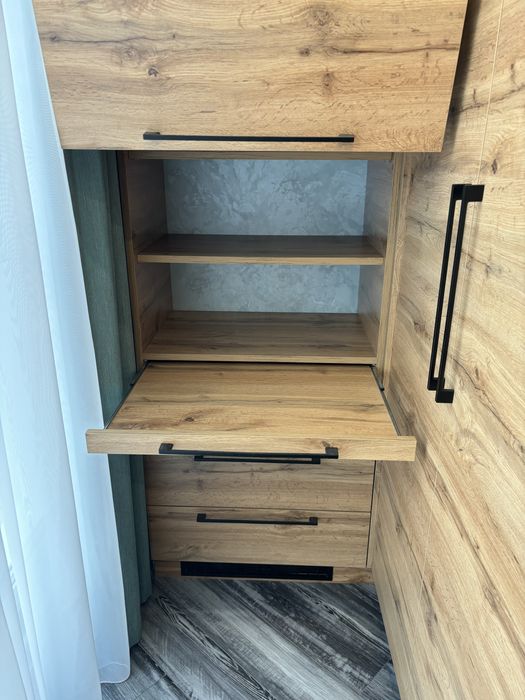 Євро3кімнатна квартира з якісними меблями, технікою