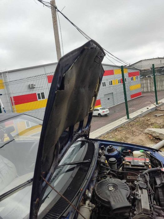 Suzuki SWIFT 1996 1.0L (3 циліндровий) МКПП 5-дв. хатчбек