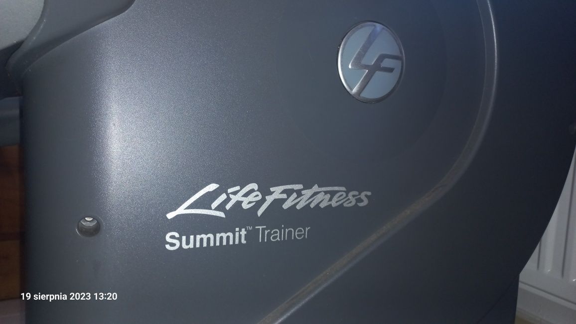 Summir Trainer Life Fitnes