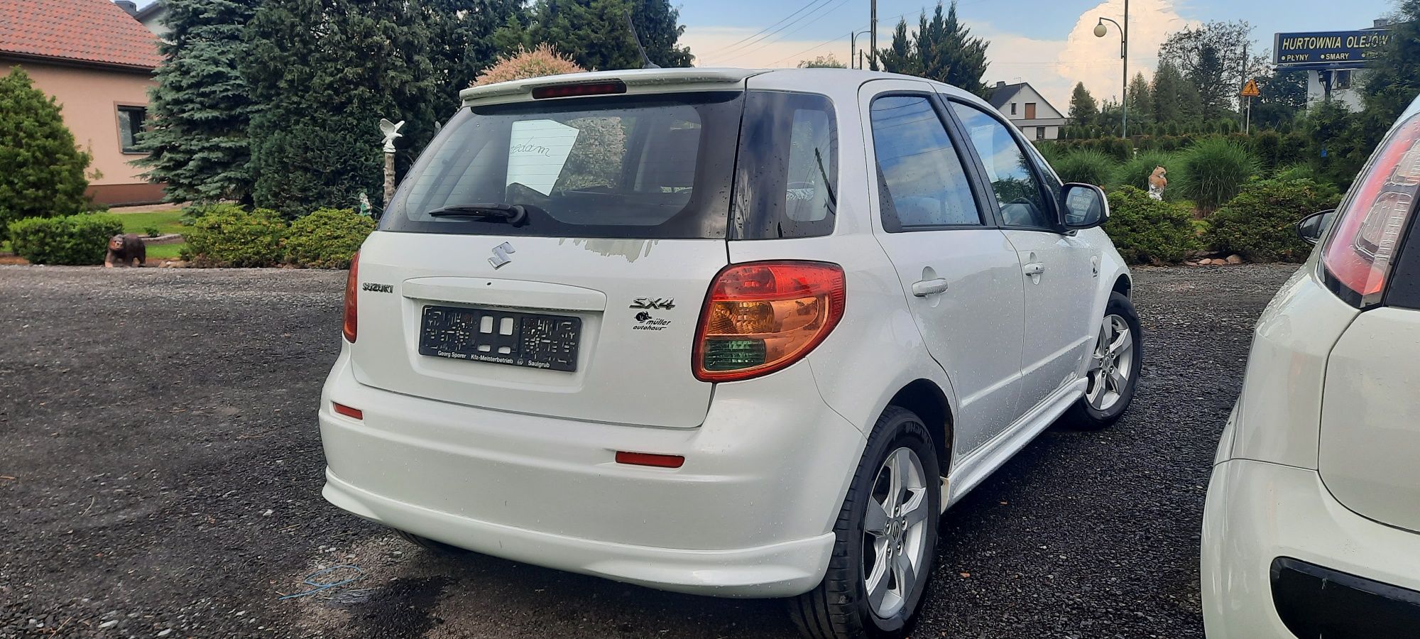 Hyundai Tucson  Suzuki sx4 1.6