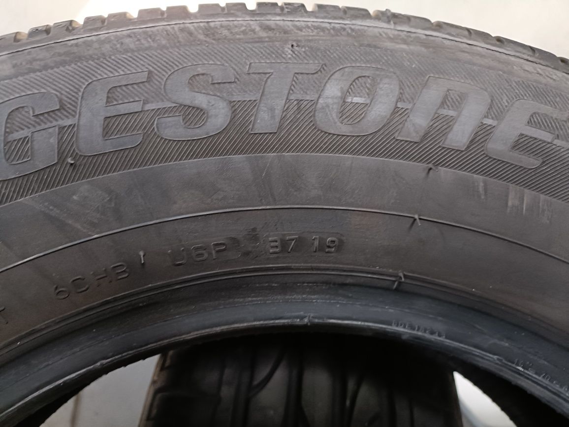 Opony Bridgestone 215/65R16