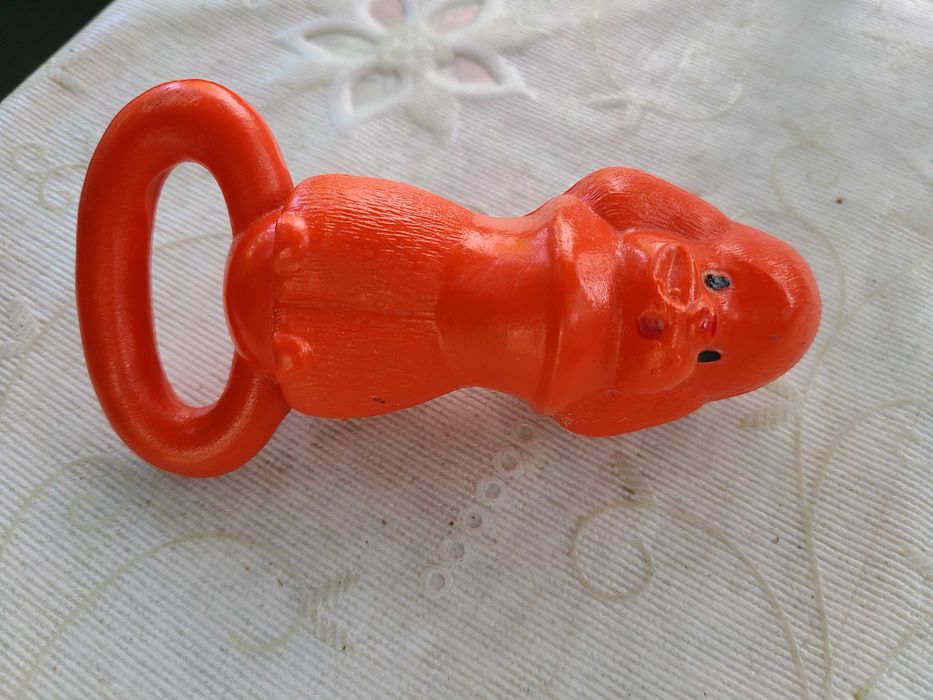 Погремушка СССР, пудель