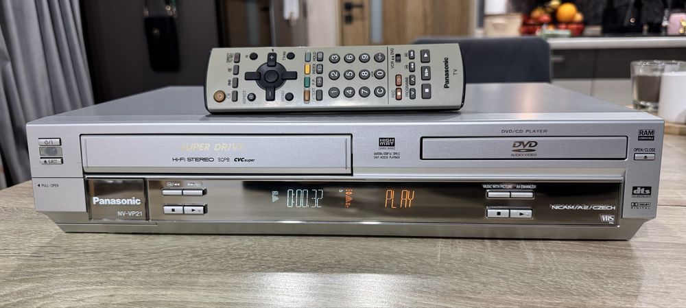 Panasonic NV-VP21 #Magnetowid VHS DVD #Combo #S-VHS #6HD #Hi-Fi Stereo