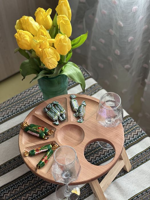 Винний столик для бокалів винный столик бук дерево стол