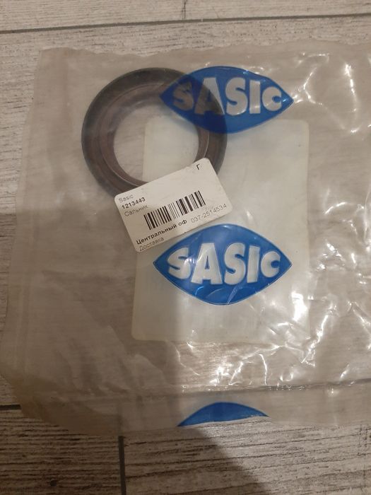 Сальник напіввісі SASIC 1213443
