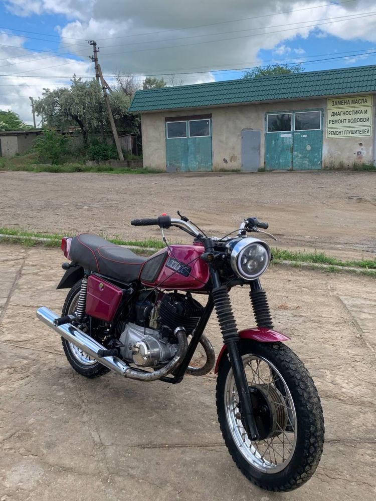 Продам Иж планета 5