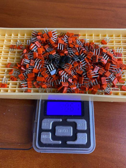 Транзисторы КТ315 СРСР радиодетали СССР транзистори радіодеталі