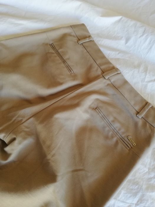 Calças de fato bejes Mango