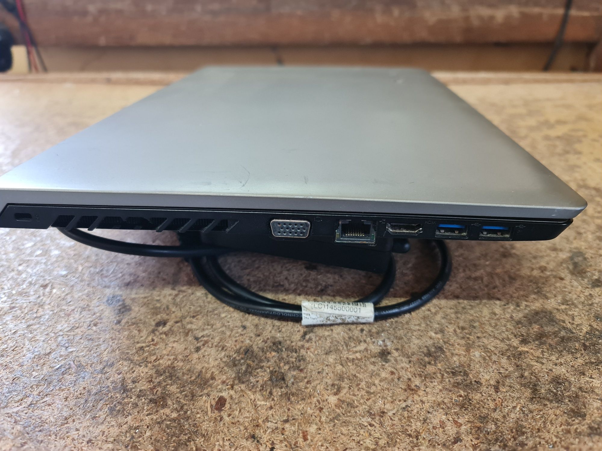 Laptop Lenovo M5400