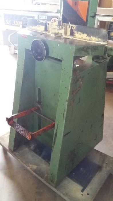 Guilhotina maquina para cortar bites carpintaria