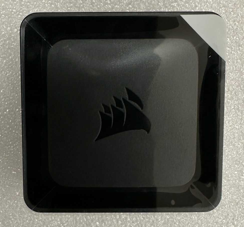 Corsair iCUE Link System Hub Kontroler podświetlenia , komplet
