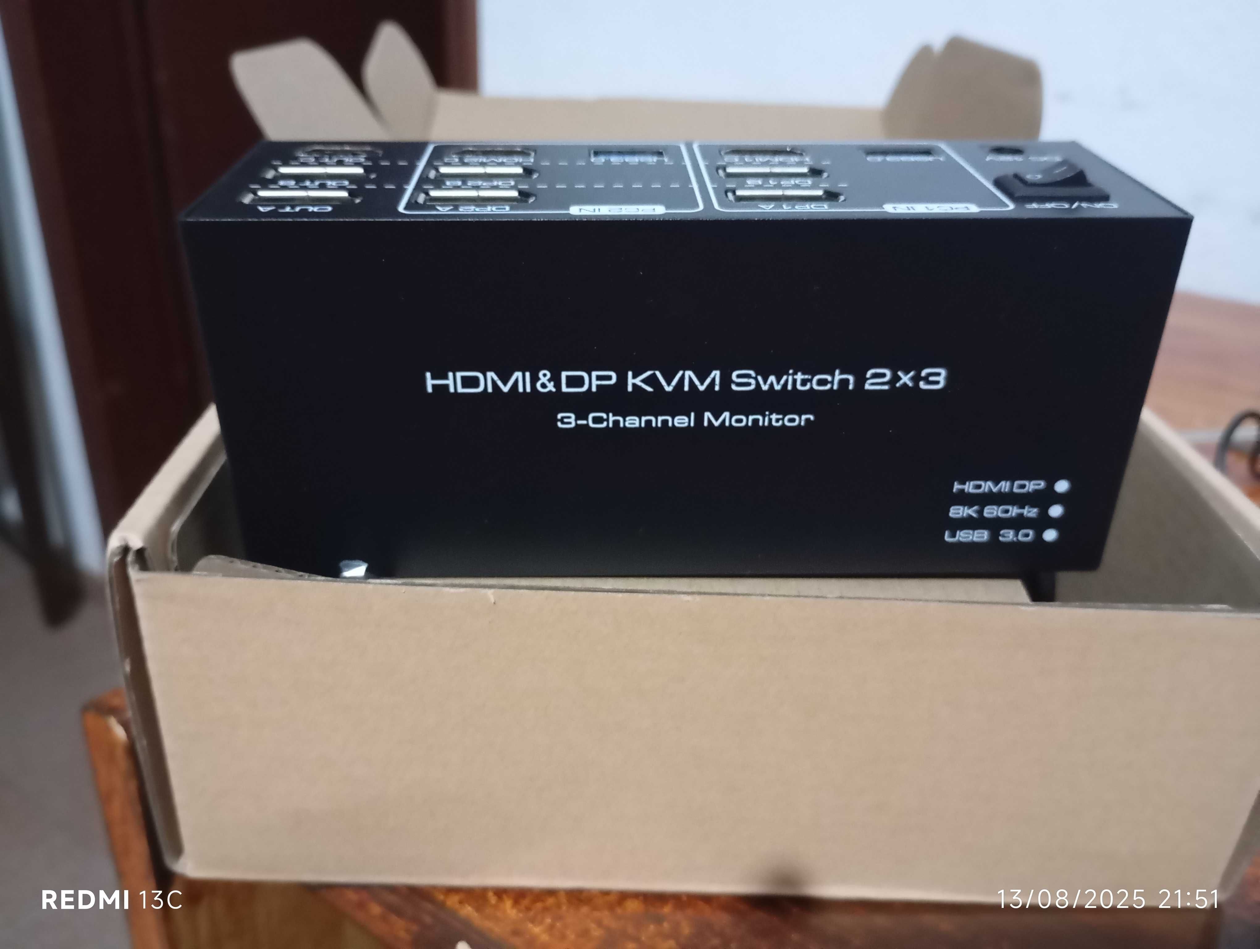 3-channel monitor kvm switch 2x3 8k60hz usb3.0