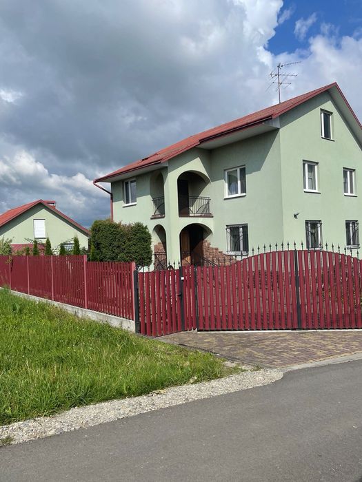 Оренда 1 кімнати в будинку с.Зубра вул Мазепи з окремим входом