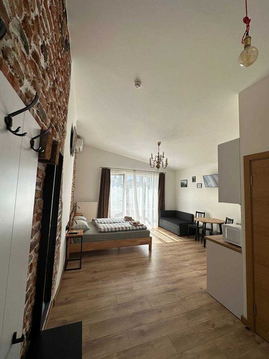 Оренда  апартаментів в  істор. центрі Львова,  площа Ринок, Світло є