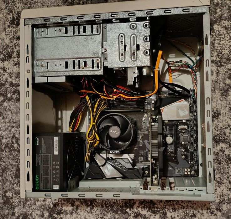 продаю комп'ютера в ідеальному стані