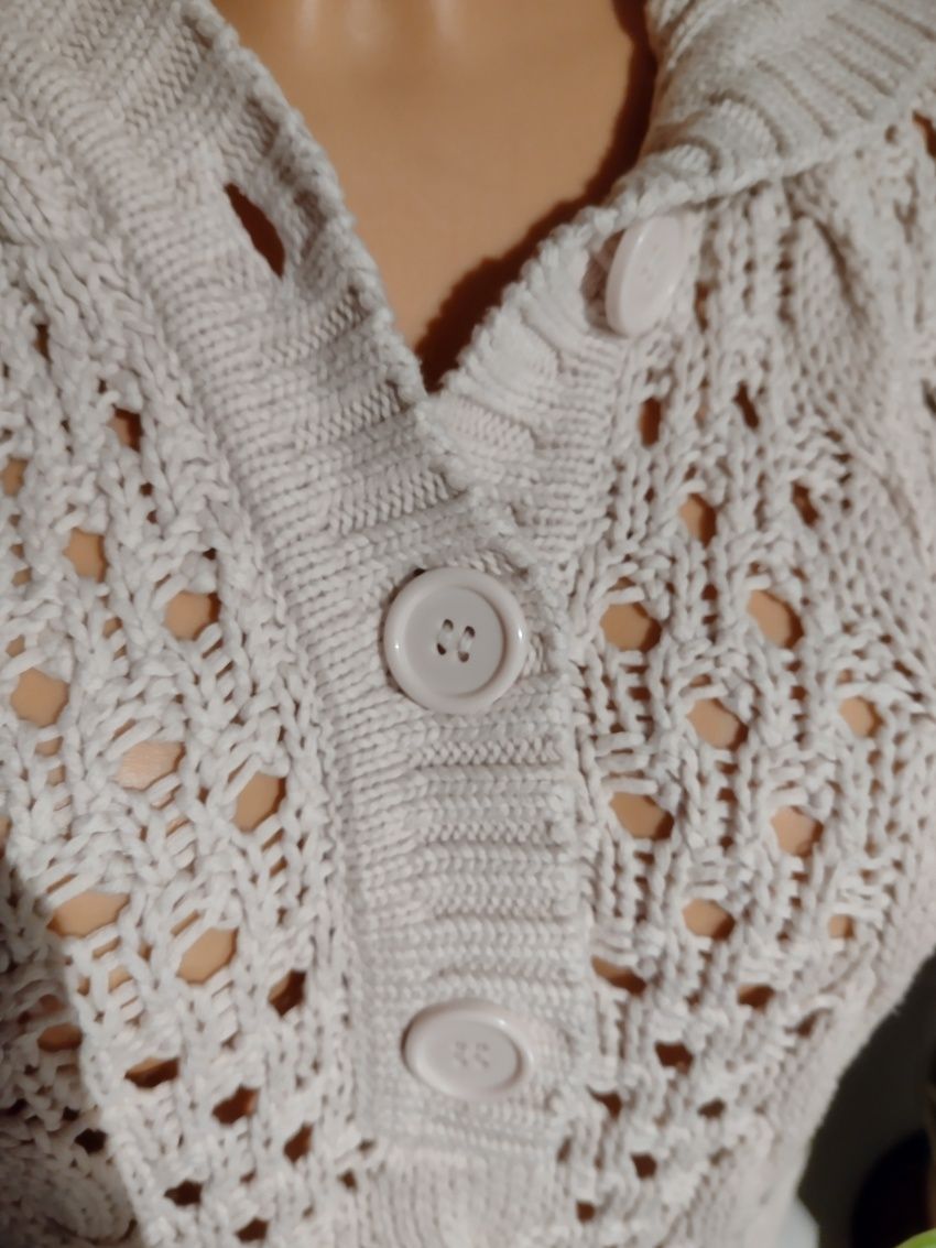 Sweter damski ażurowy z kapturem bluza sweterkowa
