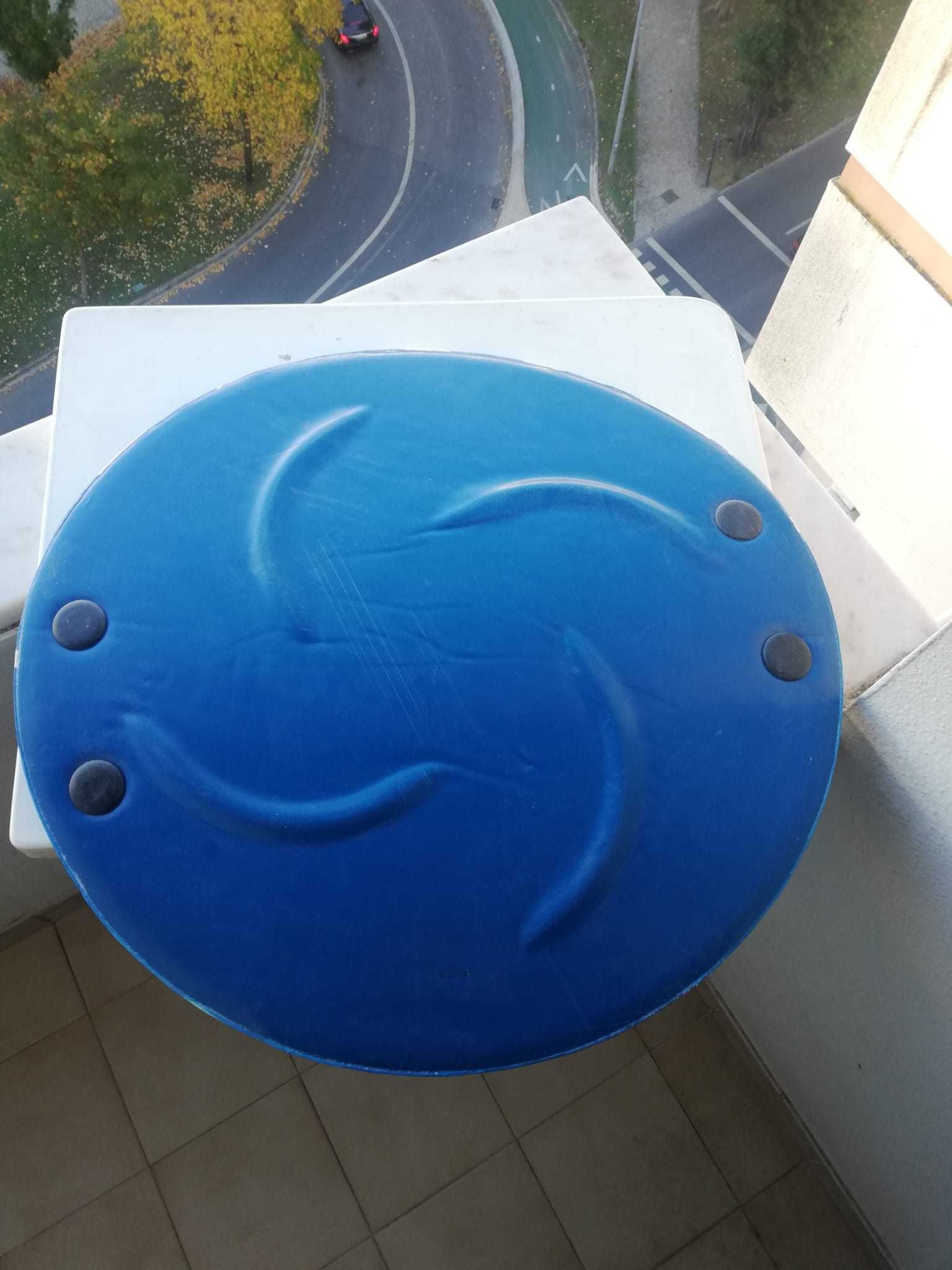 Trenó Circular com duas pegas.