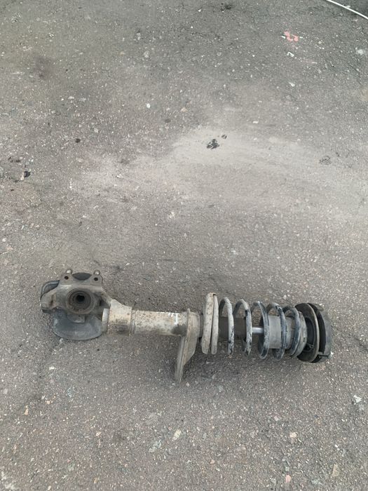 Продам стойку переднюю правую део ланос сенс