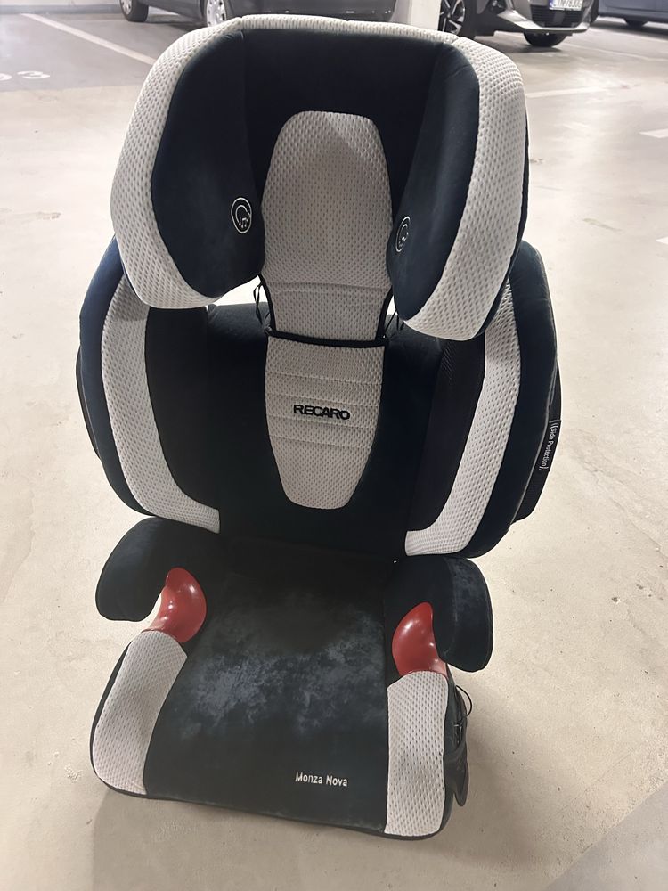 Fotelik dzieciecy Recaro Monza Nova