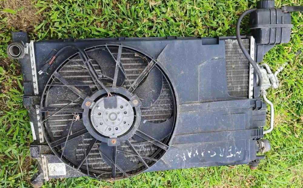 Радиатор в зборе Mercedes A class w168 1.7 Cdi